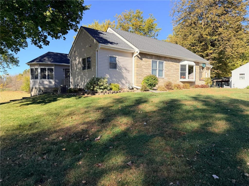 622 Woodcrest Avenue Worthington MN 56187 6806739 image2