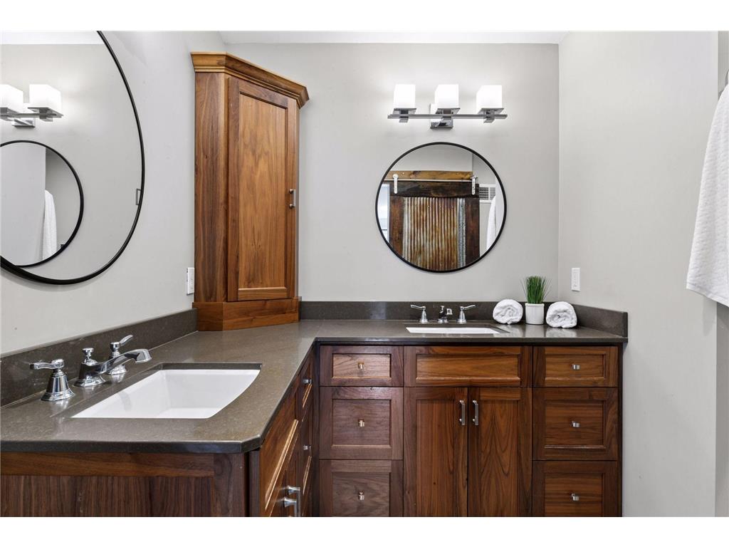 6220 Barberry Circle Chanhassen MN 55331 - Minnewashta 7080449 image31