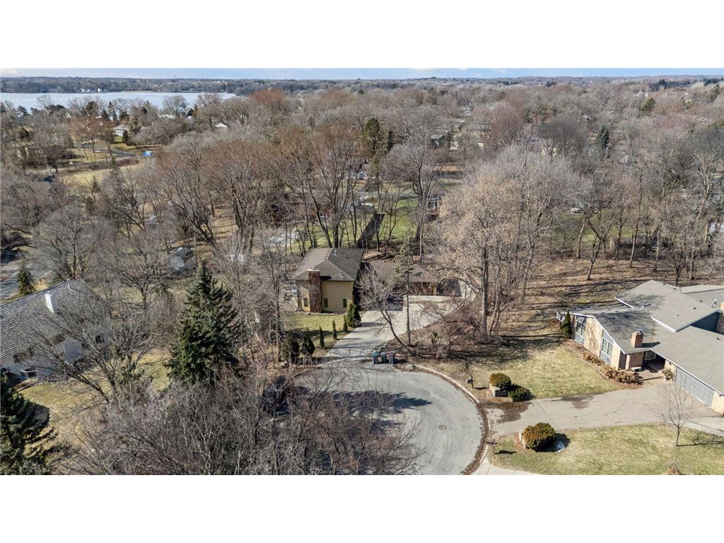 6220 Barberry Circle Chanhassen MN 55331 - Minnewashta 7080449 image55