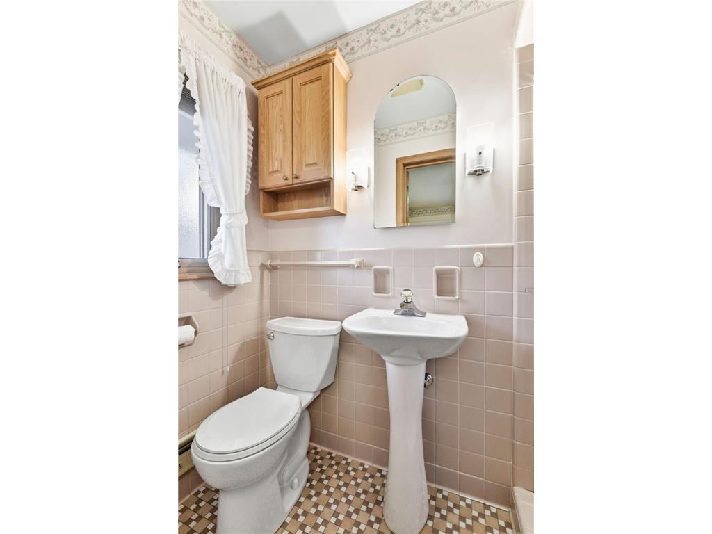 6221 Hansen Road Edina MN 55436 7080589 image25
