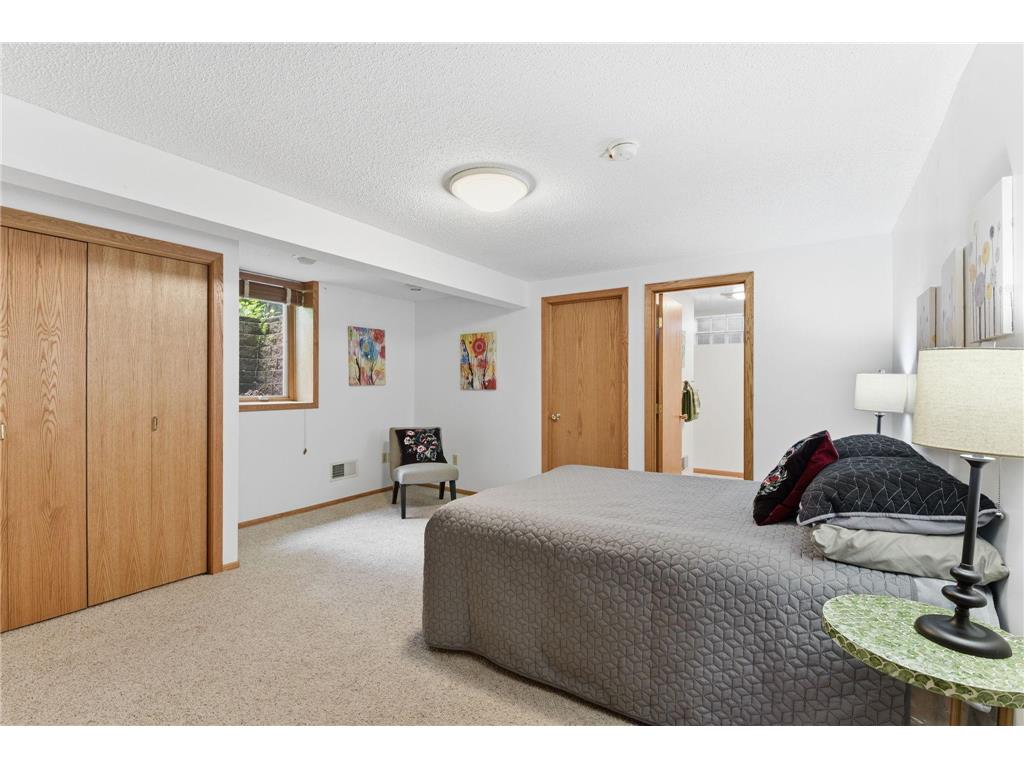 6221 Hansen Road Edina MN 55436 7080589 image32