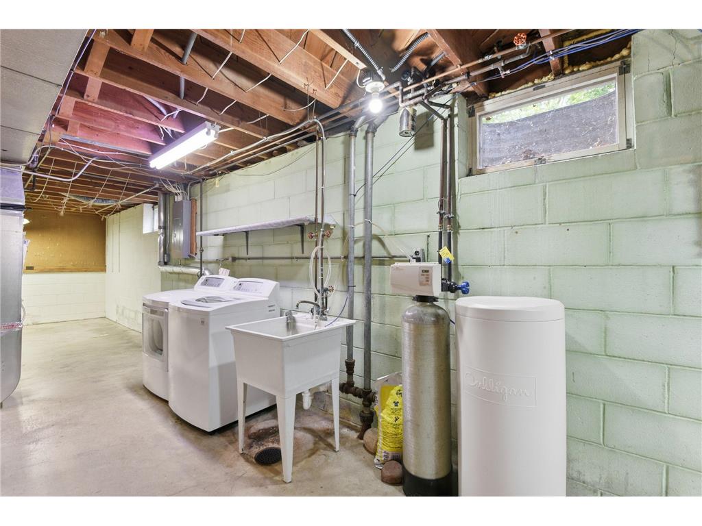 6221 Hansen Road Edina MN 55436 7080589 image37