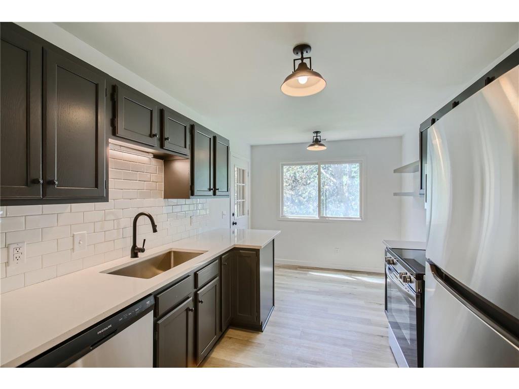 6221 Magda Drive #D Maple Grove MN 55369 6538271 image1