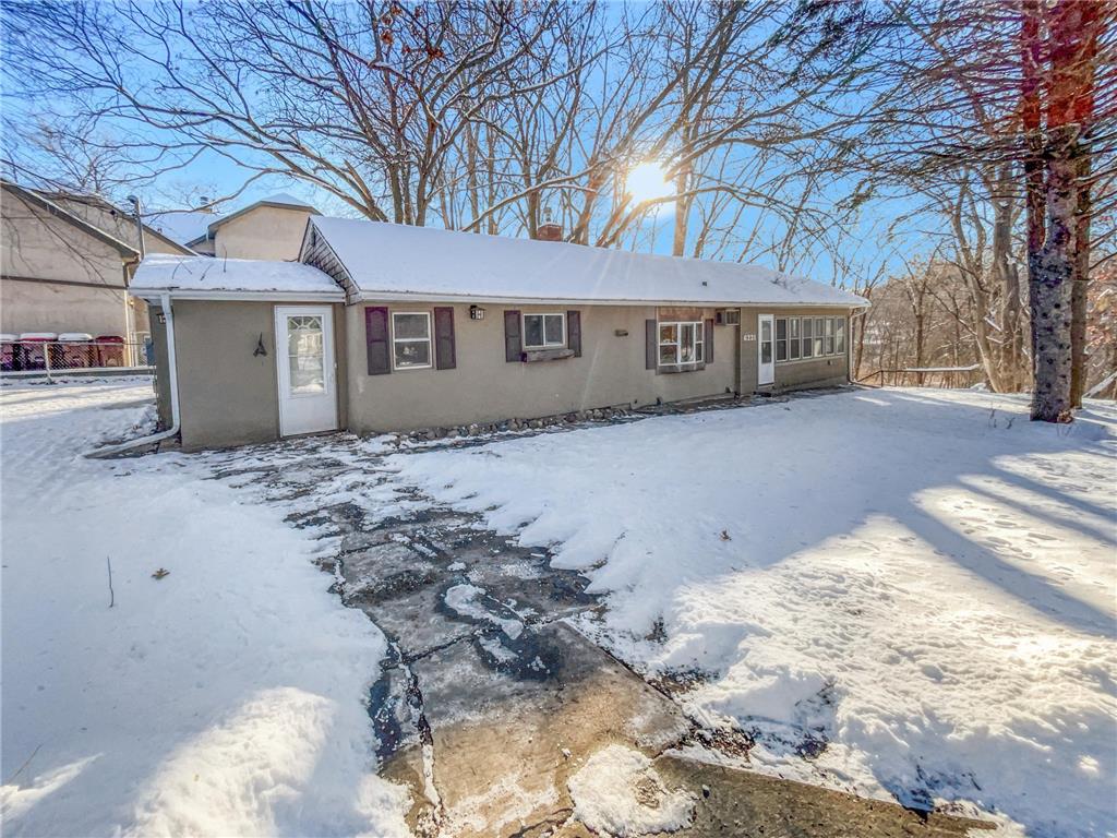 6221 N 7th St Oakdale MN 55128 6491598 image1