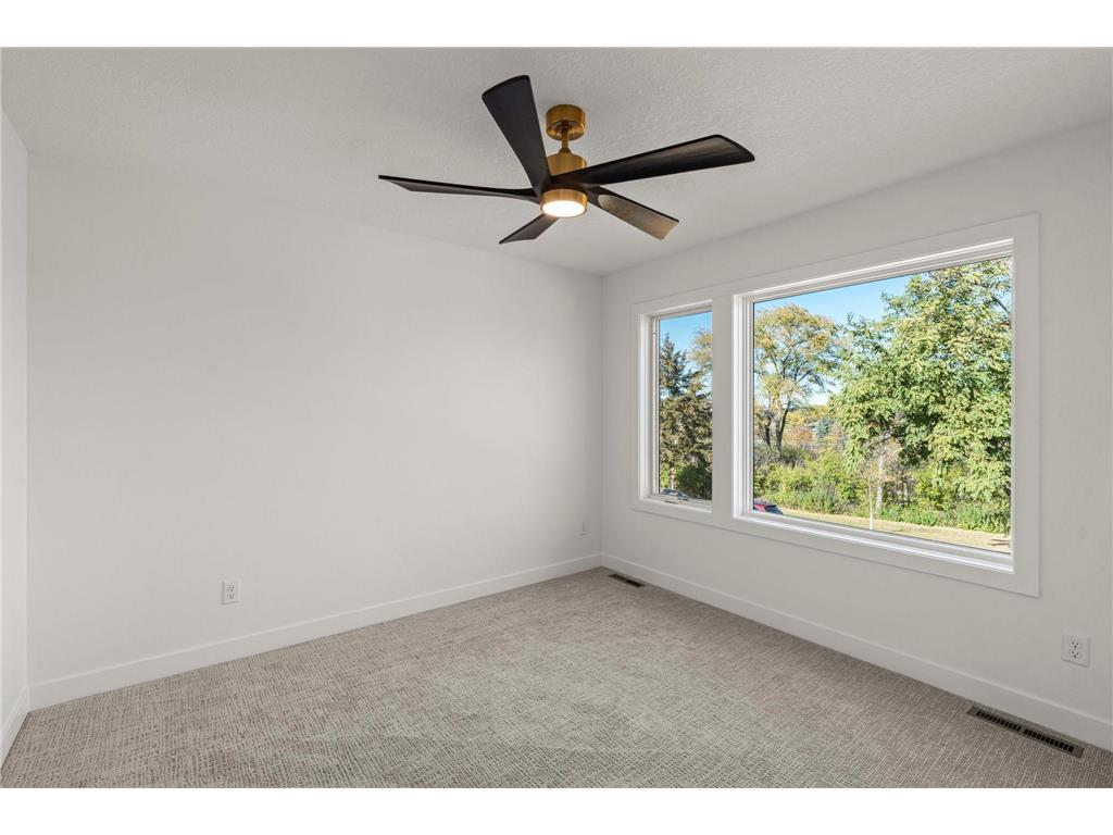 6221 W 37th Street Saint Louis Park MN 55416 6819556 image44