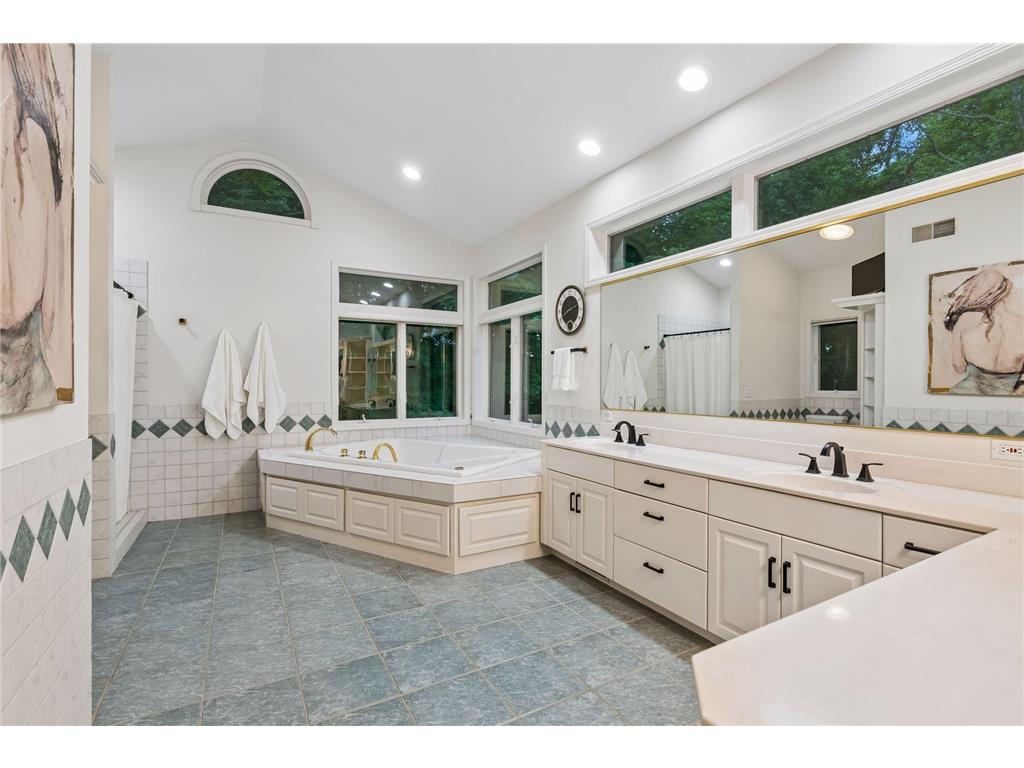 6221 Willow Drive Corcoran MN 55340 7084337 image10