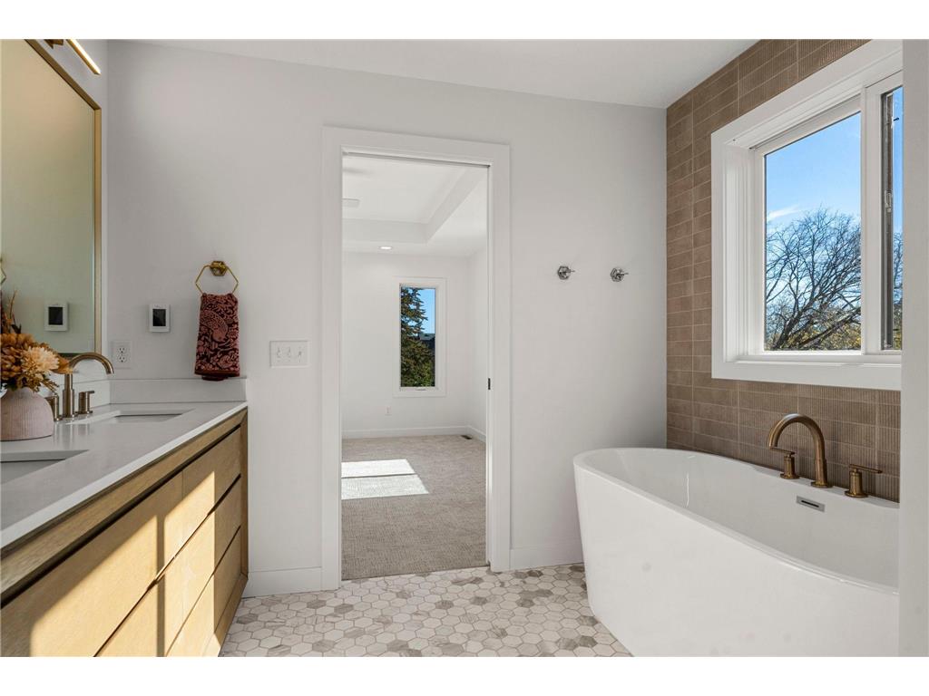 6225 W 37th Street Saint Louis Park MN 55416 6808941 image32