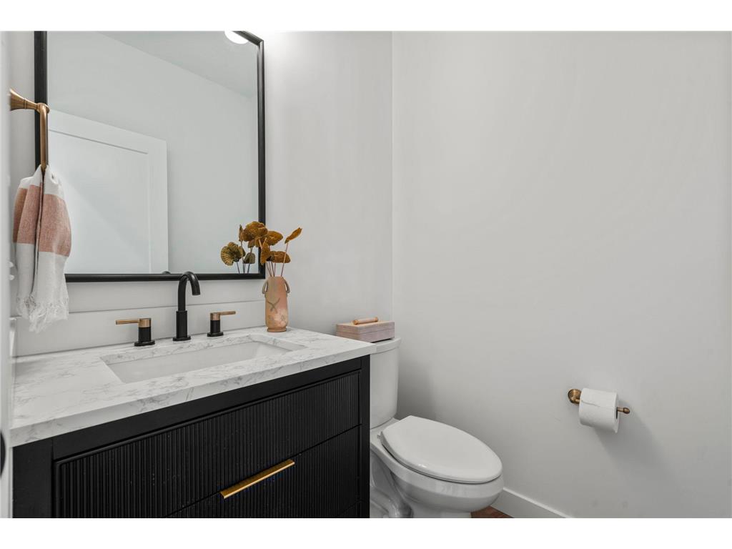 6225 W 37th Street Saint Louis Park MN 55416 7025992 image30