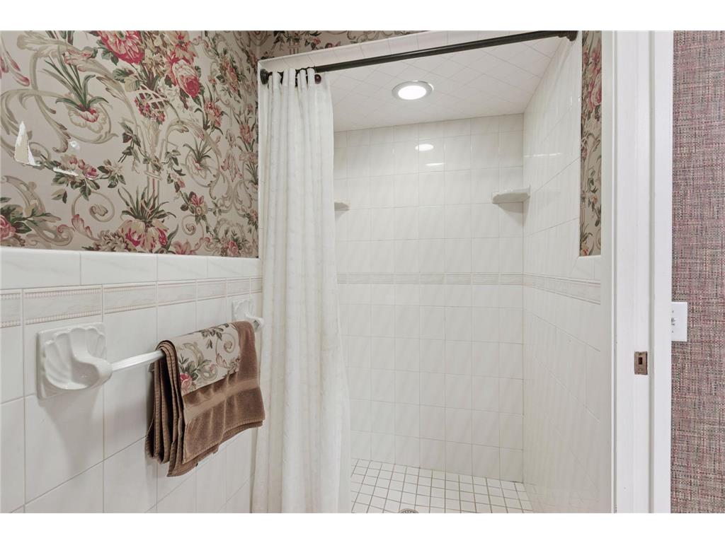 6228 Sandpiper Court Edina MN 55436 6786077 image28