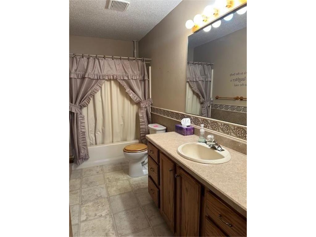 623 12th Street Windom MN 56101 6653431 image16