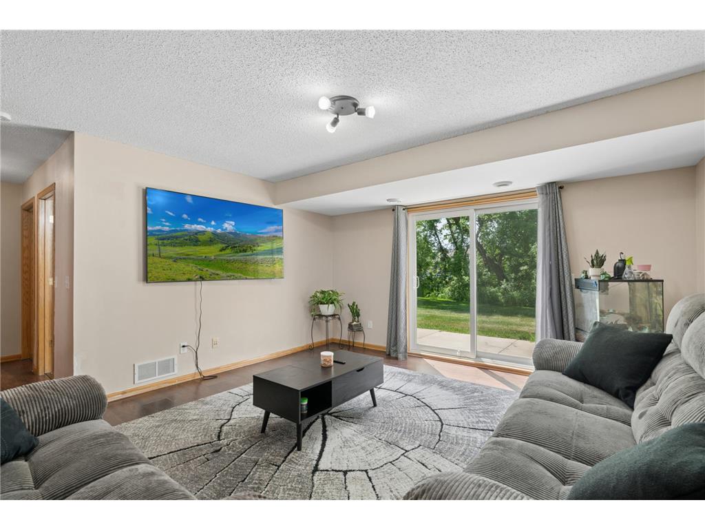 623 35th Street W Hastings MN 55033 7083969 image10