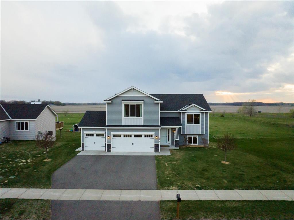 623 Elm Street N Kimball MN 55353 7081162 image2