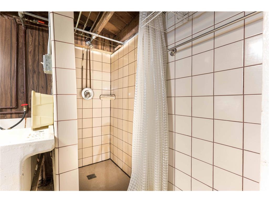 623 Spruce Street Fergus Falls MN 56537 7096300 image32