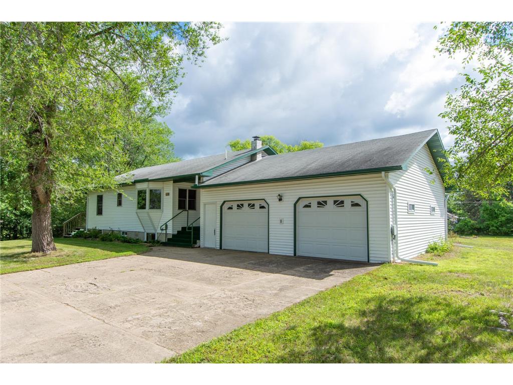 623 W 4th Street S, Pillager, MN, 56473 MLS 6241896 Edina Realty