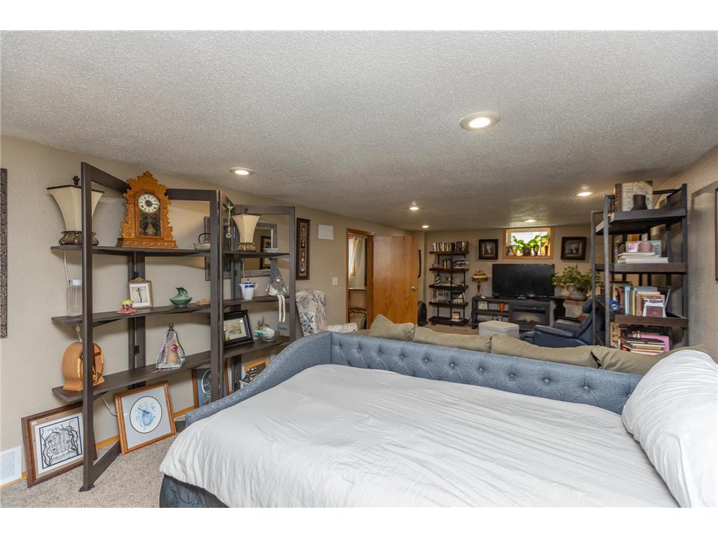 623 Washington Avenue Fairmont MN 56031 6790604 image5