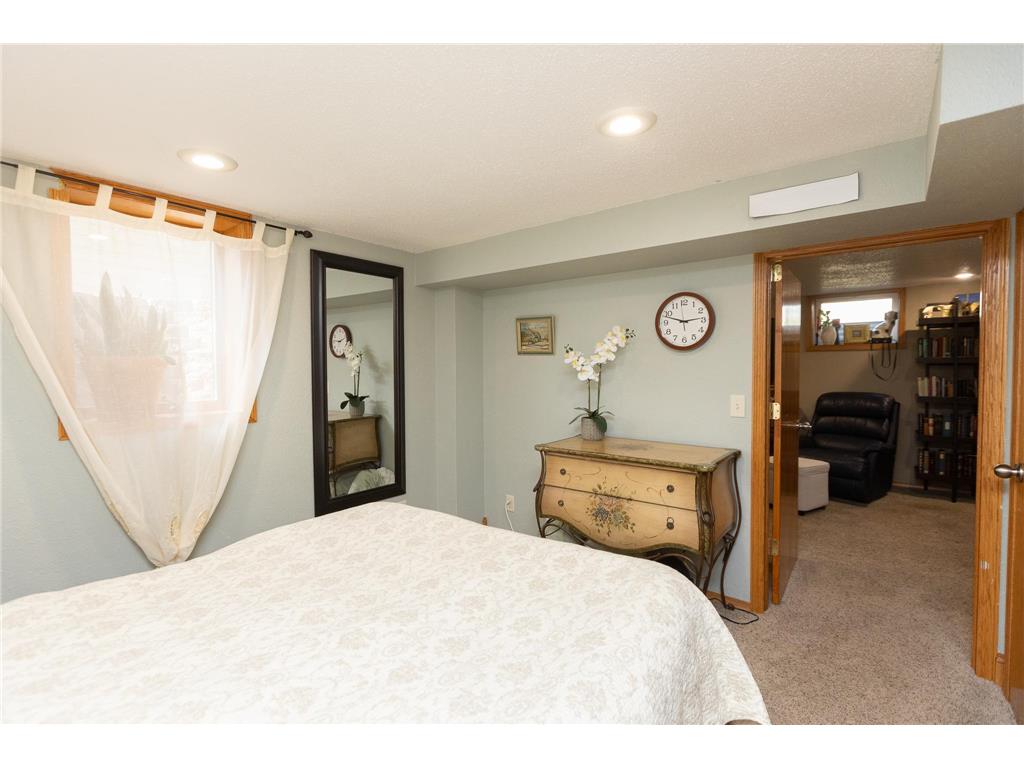 623 Washington Avenue Fairmont MN 56031 7067407 image12