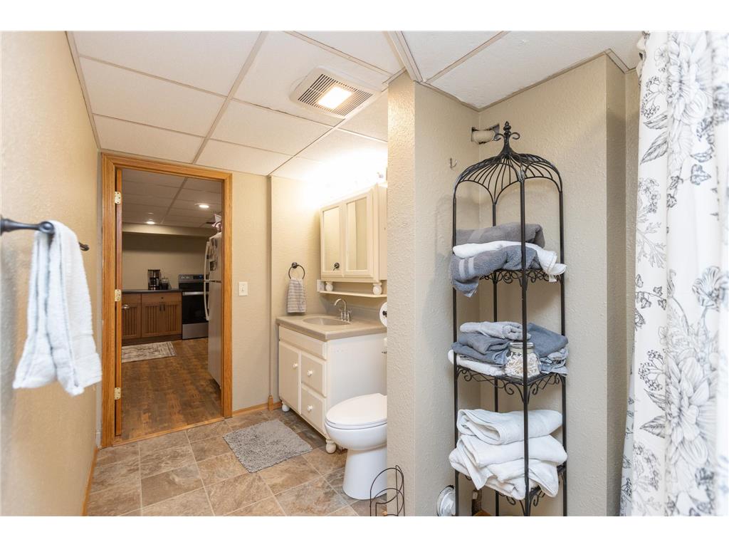 623 Washington Avenue Fairmont MN 56031 7067407 image15