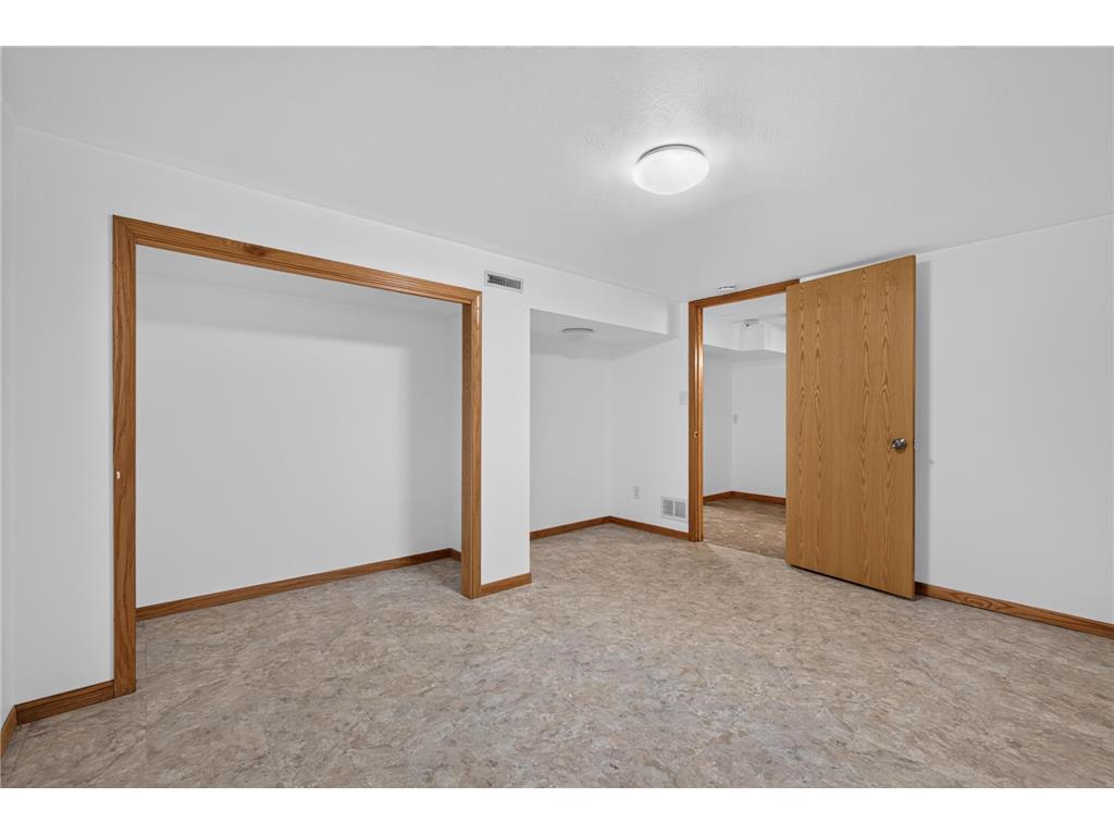 6231 France Avenue N Brooklyn Center MN 55429 7060640 image18