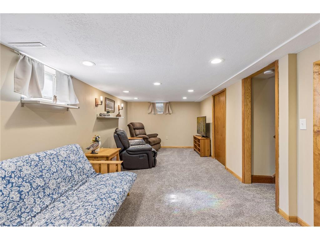 6232 Birchwood Road Woodbury MN 55125 7070926 image15