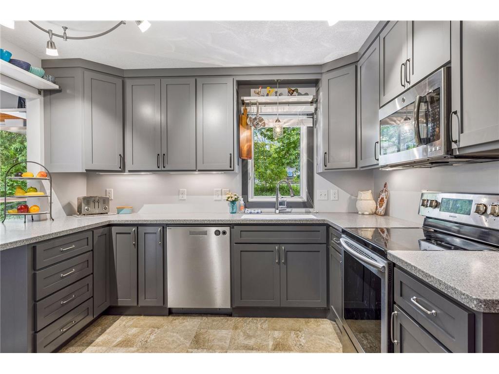 6232 Birchwood Road Woodbury MN 55125 7070926 image3