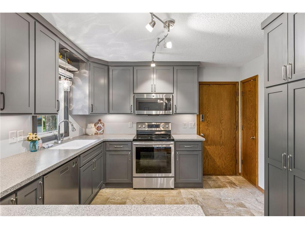 6232 Birchwood Road Woodbury MN 55125 7070926 image8