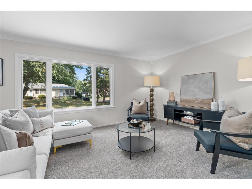 6233 Oak Knoll Drive Woodbury MN 55125 6428202 image1