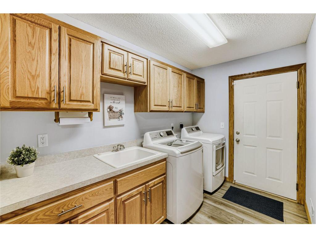6236 Creekview Lane N Brooklyn Park MN 55443 7046490 image19