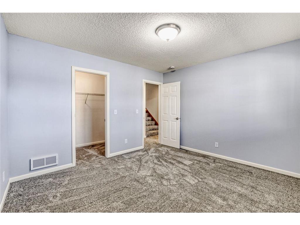 6236 Creekview Lane N Brooklyn Park MN 55443 7046490 image24