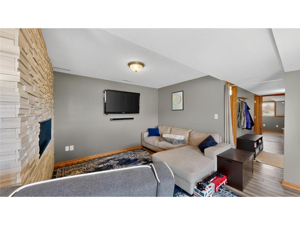 6238 Somersby Court NW Rochester MN 55901 7060691 image17