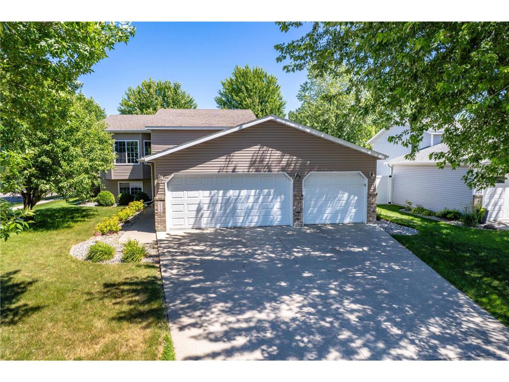 624 29th Street N Moorhead MN 56560 7103535 image1