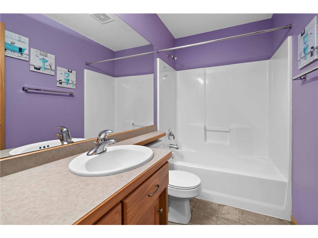 624 29th Street N Moorhead MN 56560 7103535 image23