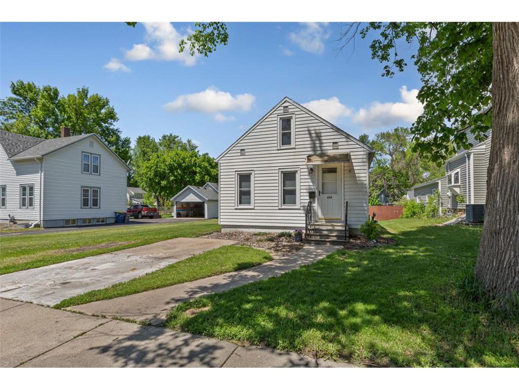 624 2nd Street NE Faribault MN 55021 6727504 image1