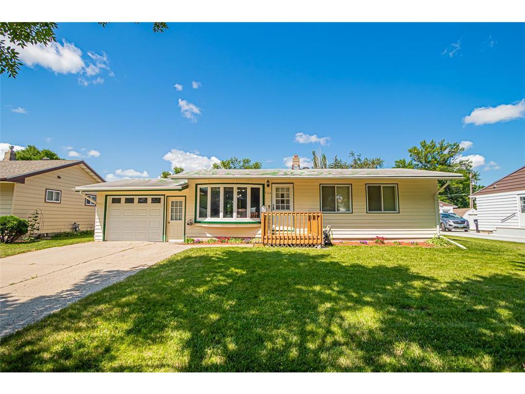 624 3rd Street E Fargo ND 58078 6571309 image1