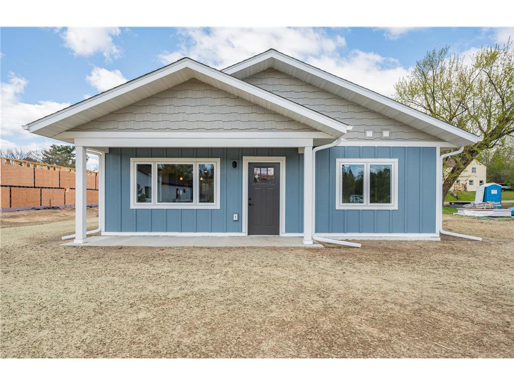 624 8th Avenue NW Grand Rapids MN 55744 7077975 image1