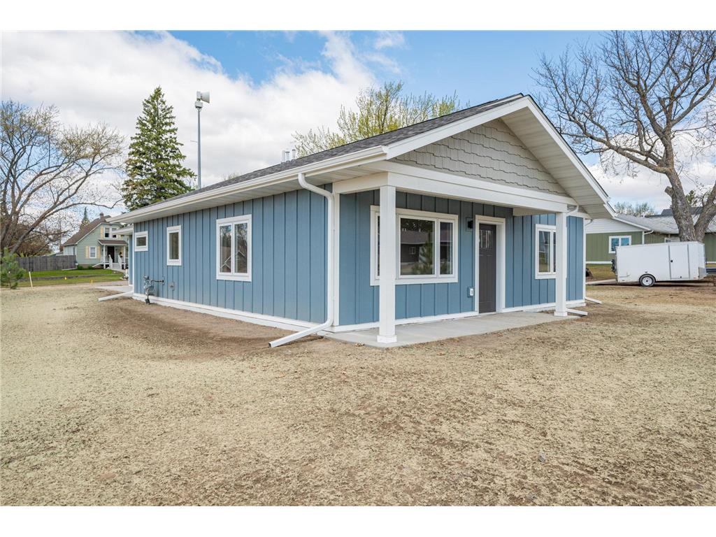 624 8th Avenue NW Grand Rapids MN 55744 7077975 image17
