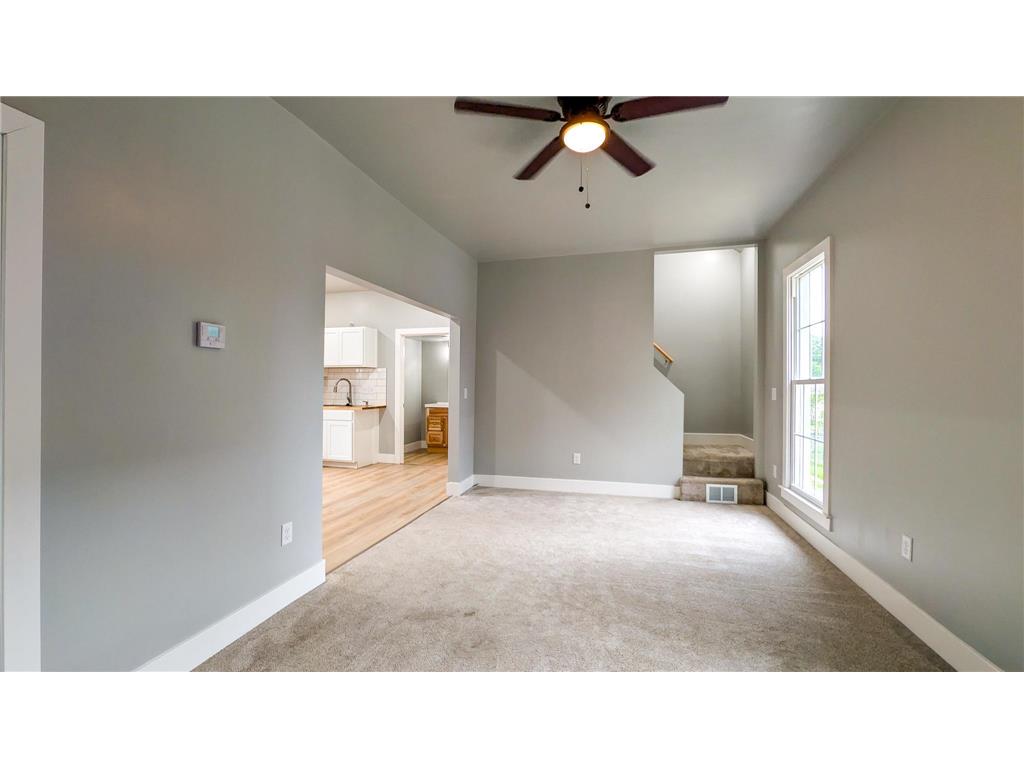 624 E Hawthorne Street Albert Lea MN 56007 7087772 image2