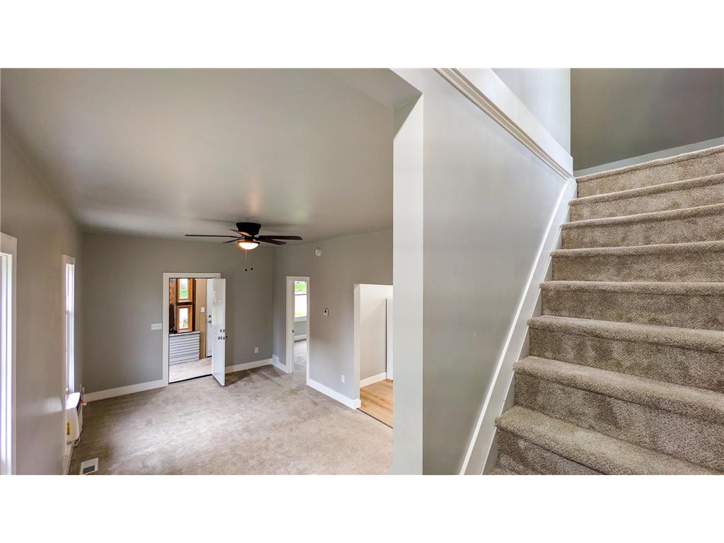 624 E Hawthorne Street Albert Lea MN 56007 7087772 image3
