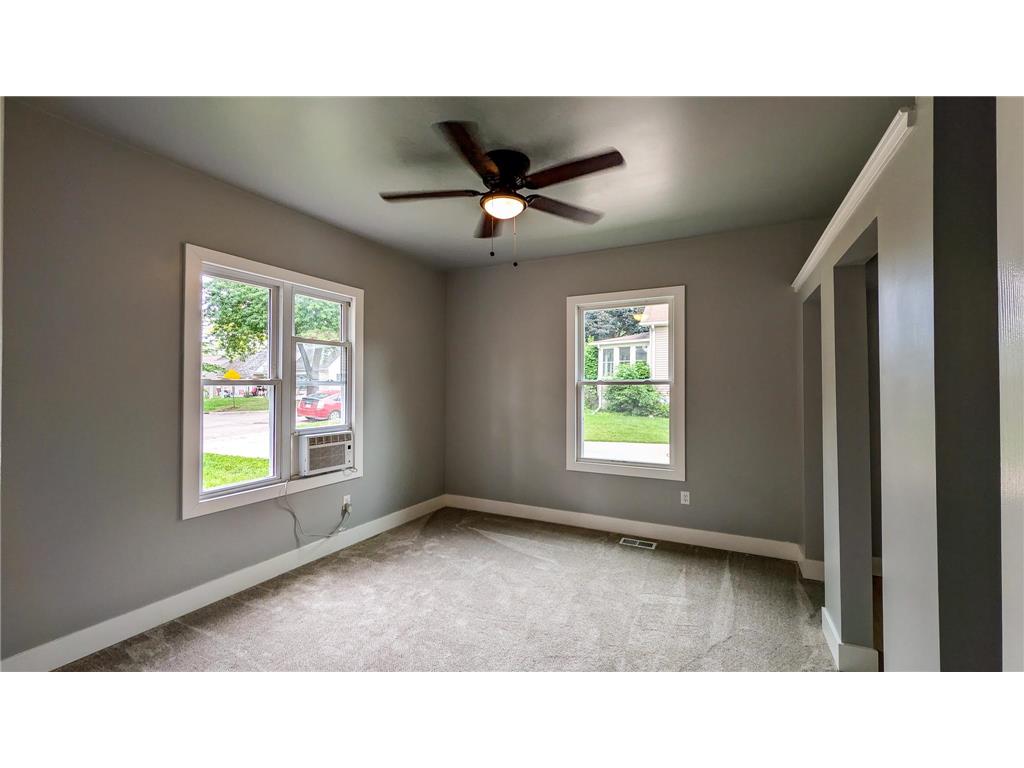 624 E Hawthorne Street Albert Lea MN 56007 7087772 image8