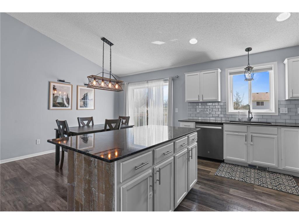 624 Emerson Avenue N Montrose MN 55363 7053072 image8