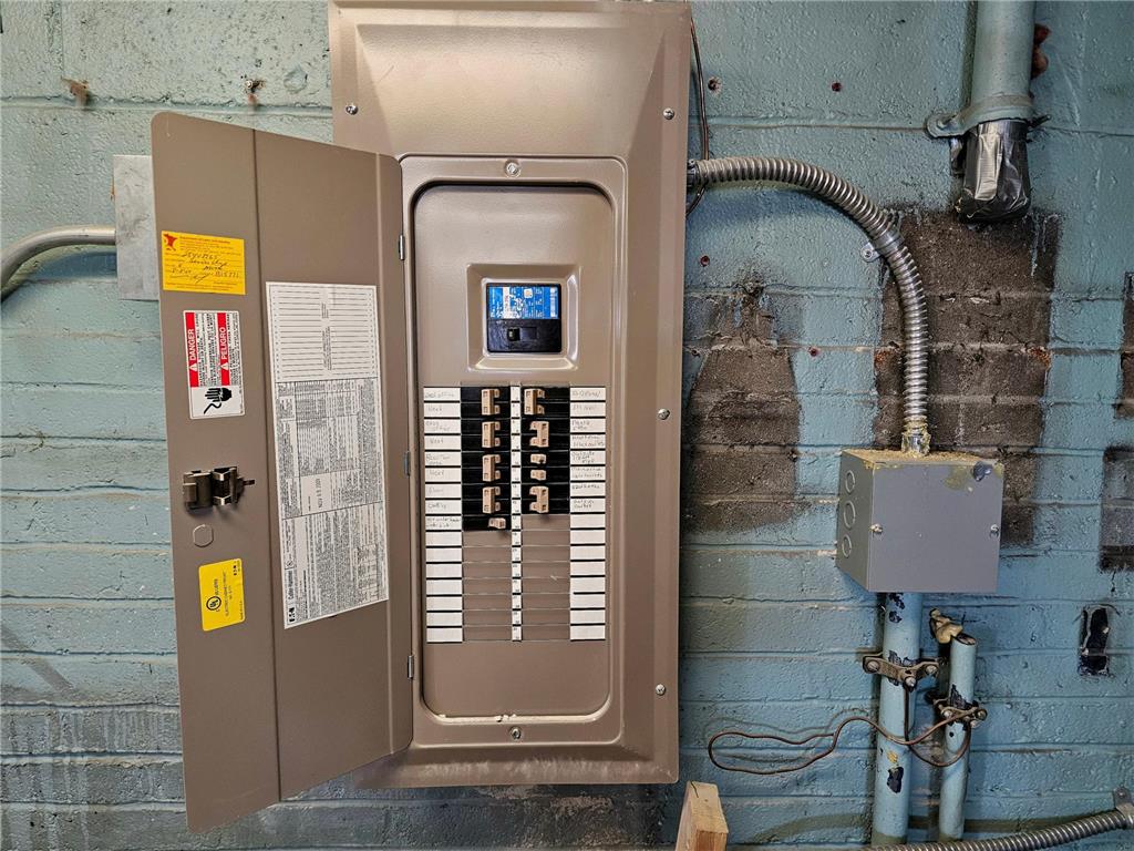 624 Lake Ave Detroit Lakes MN 56501 6678341 image10