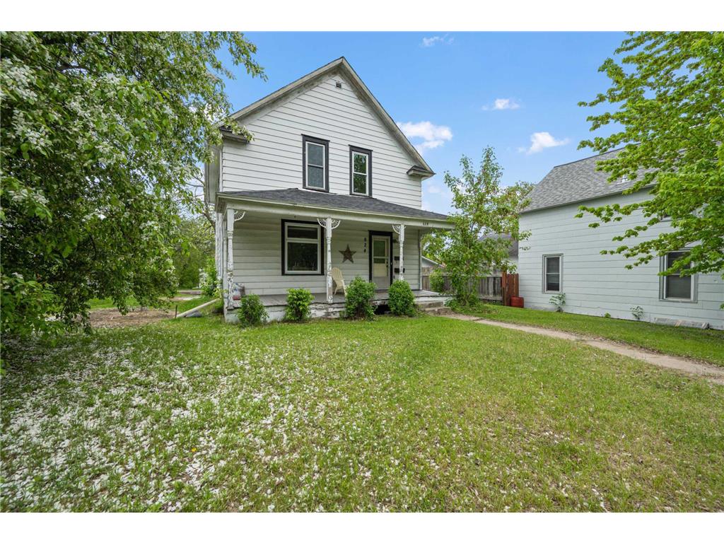 624 NW 3rd Avenue Grand Rapids MN 55744 6542442 image1