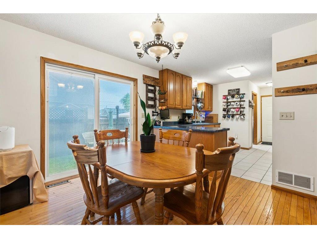 624 S 7th Street Lake City MN 55041 7105740 image11