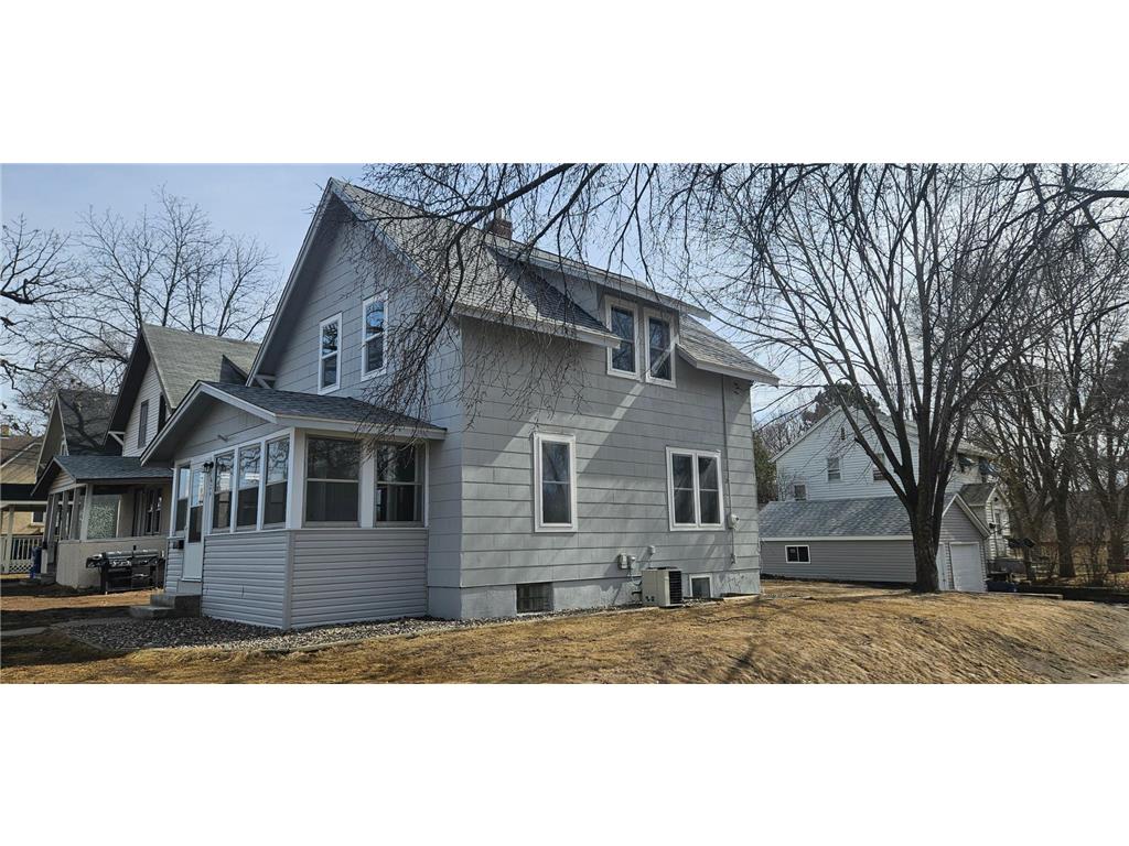 624 University Drive S Saint Cloud MN 56301 6683064 image1