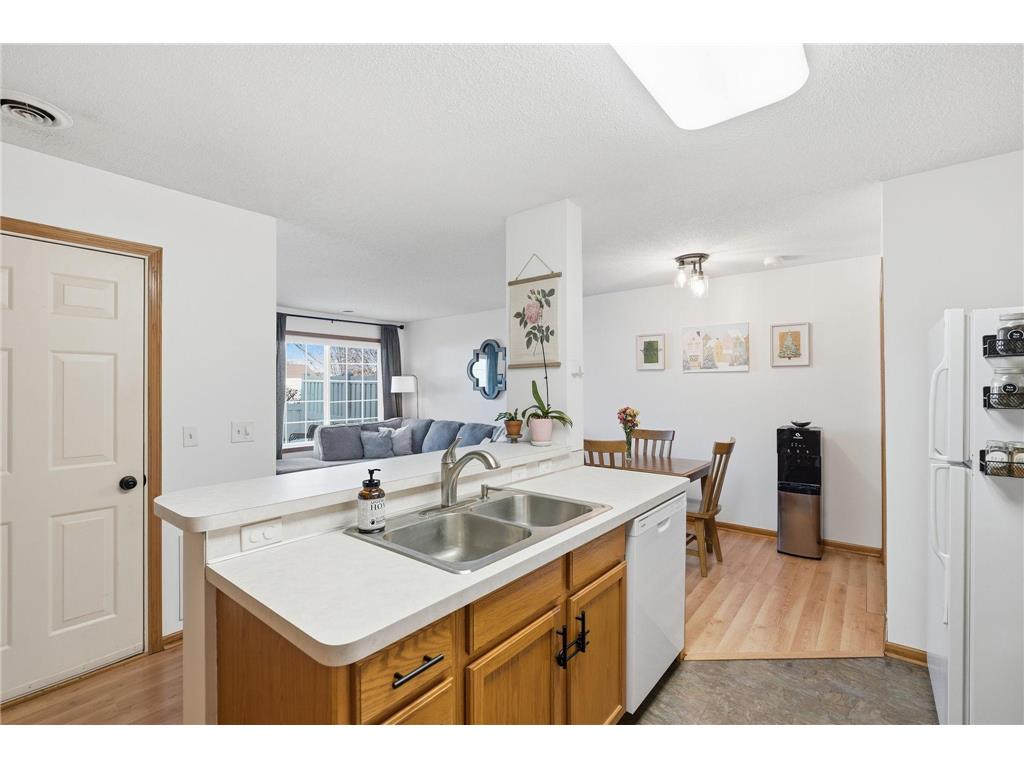 6240 158th Street W #59 Apple Valley MN 55124 7002154 image14