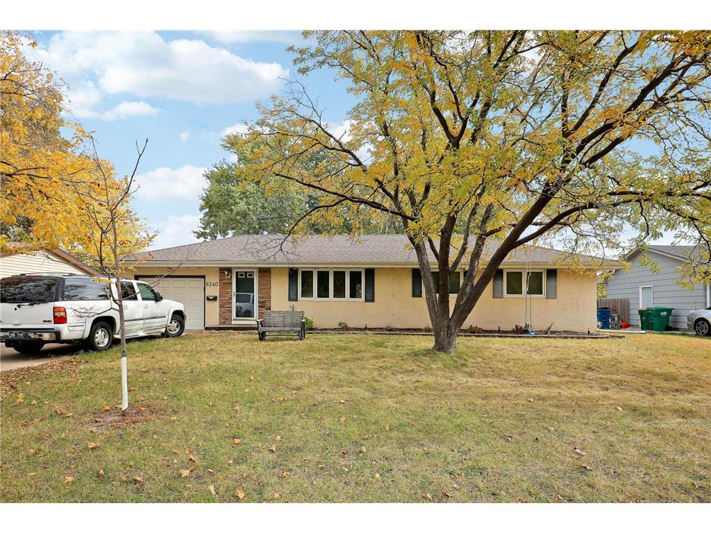 6240 Bryant Avenue N Brooklyn Center MN 55430 6805482 image1