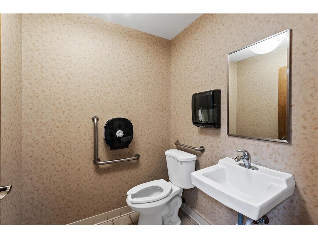 6240 Highway 65 NE Fridley MN 55432 7035789 image29