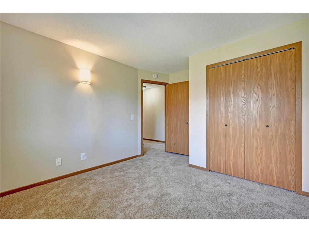 6240 Magda Drive #D Maple Grove MN 55369 7065935 image17