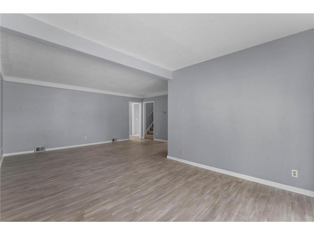 6240 W Broadway Avenue Brooklyn Park MN 55428 7047830 image19