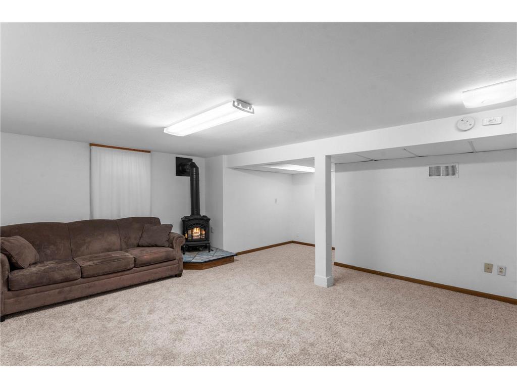 6240 W Broadway Avenue Brooklyn Park MN 55428 7047830 image38