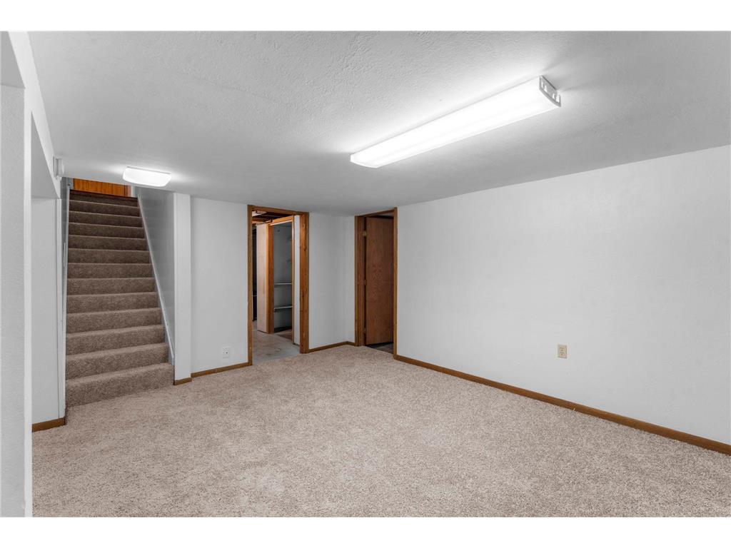 6240 W Broadway Avenue Brooklyn Park MN 55428 7047830 image40